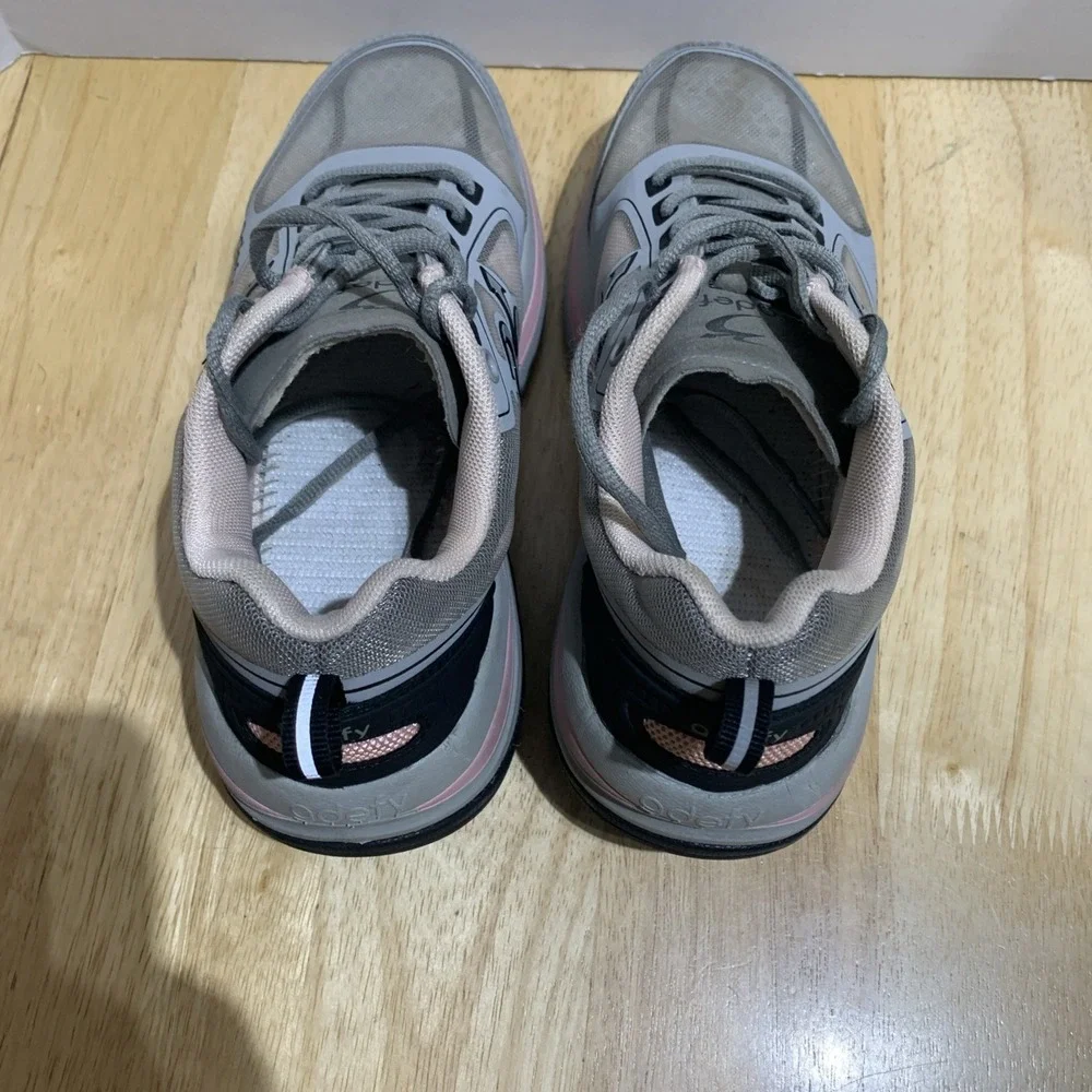 Womens Gravity Defyer  Shoes Size 7.5  Comfort Fit Walking Gray needs a template